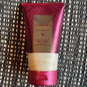 NWT Bath & Body Works LUMINOUS Exfoliating Glow Body Scrub
